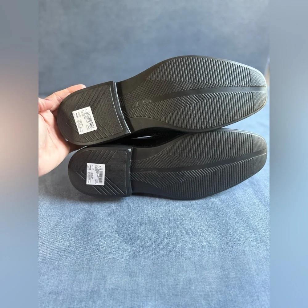 Clarks Cosgrove Free Loafer Men’s SZ 13M Black Leather Slip On Comfort Shoe New